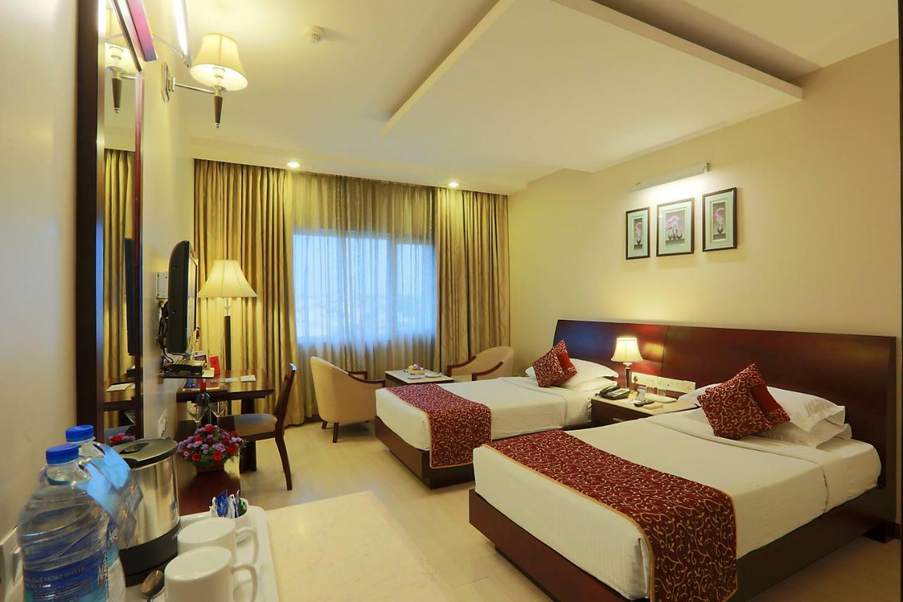 Hotel Abhimaani Vasathi, Rajajinagar 班加罗尔 外观 照片